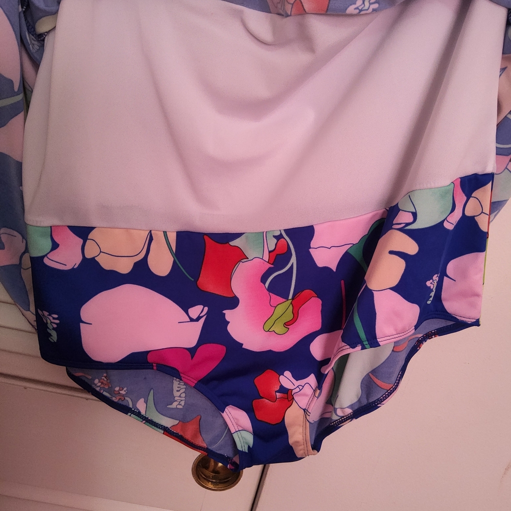 Vibrant Floral Women's Swim With Attach Swim Brief - Picture 2 of 2